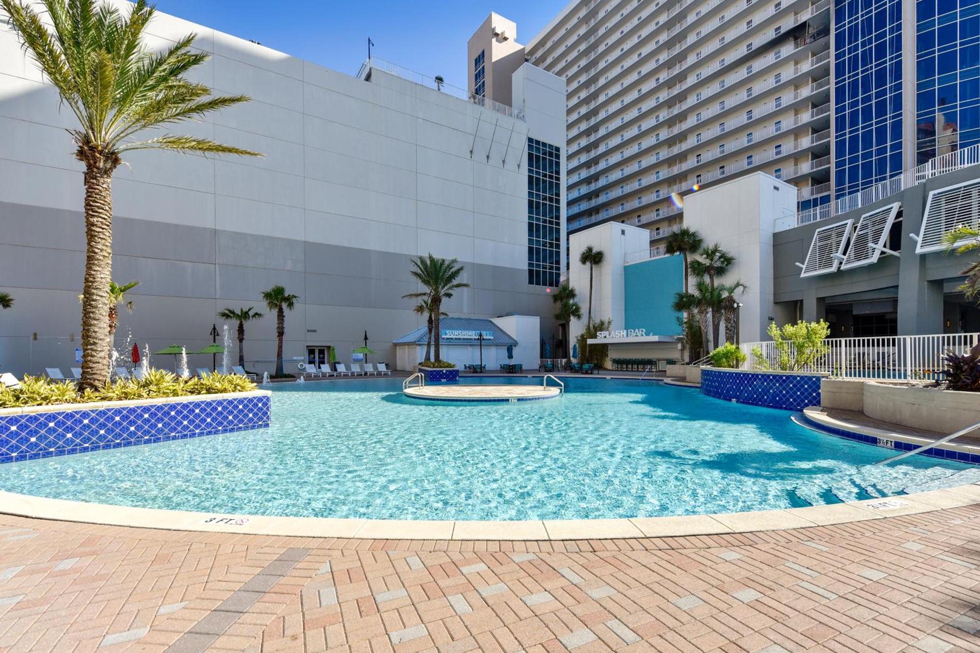 Laketown Wharf #1518 By Book That