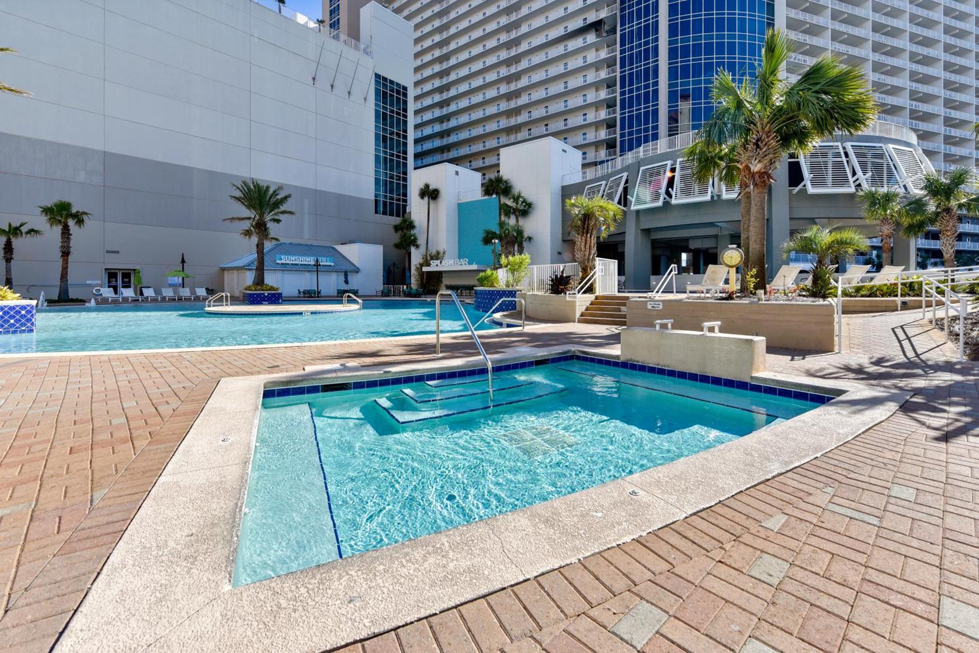 Holiday home Laketown Wharf #1518 By Book That